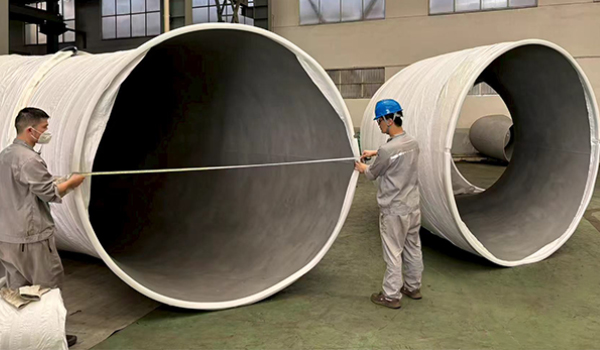 Acessórios para tubos de solda de topo de materiais especiais